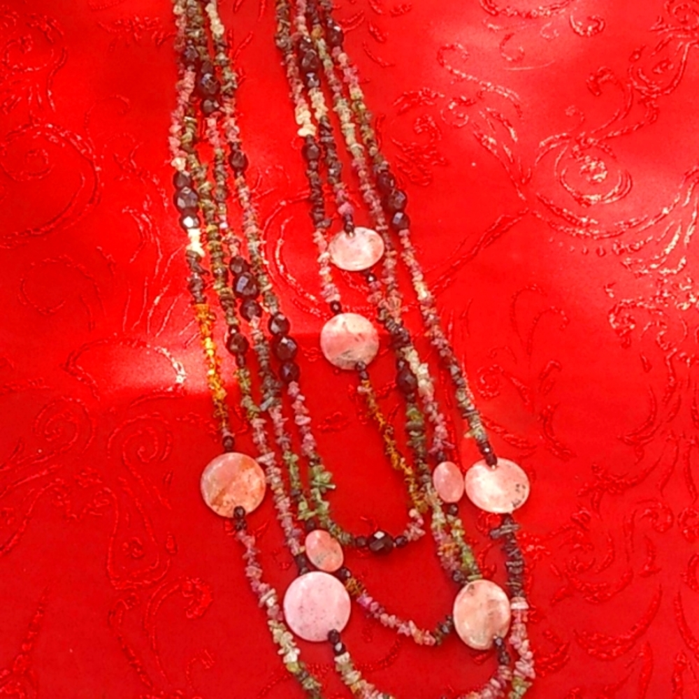 Joan Rivers Beads 🏵️